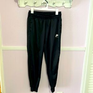Nike Women’s Small Satin Jogging Pants